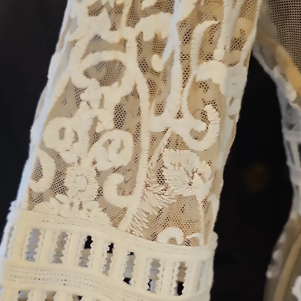 Forever 21 Cream Floral Lace Maxi Duster Kimono - Picture 7 of 9